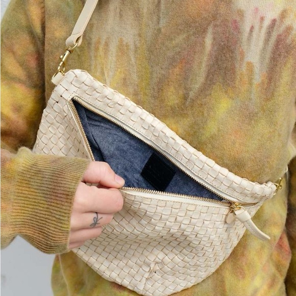 Clare V. Grande Fanny in buttercream woven check leather - Picture 4 of 5